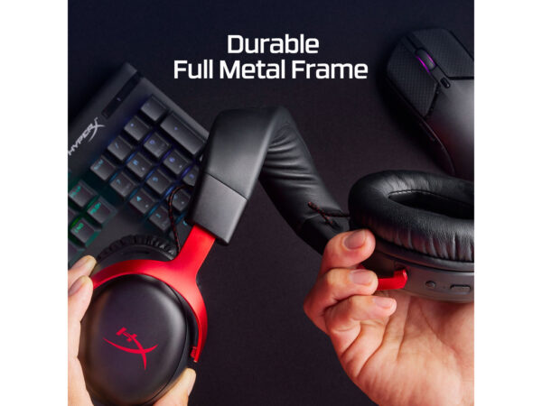 HyperX Cloud III WirelessGaming Headset (Black) - Image 3